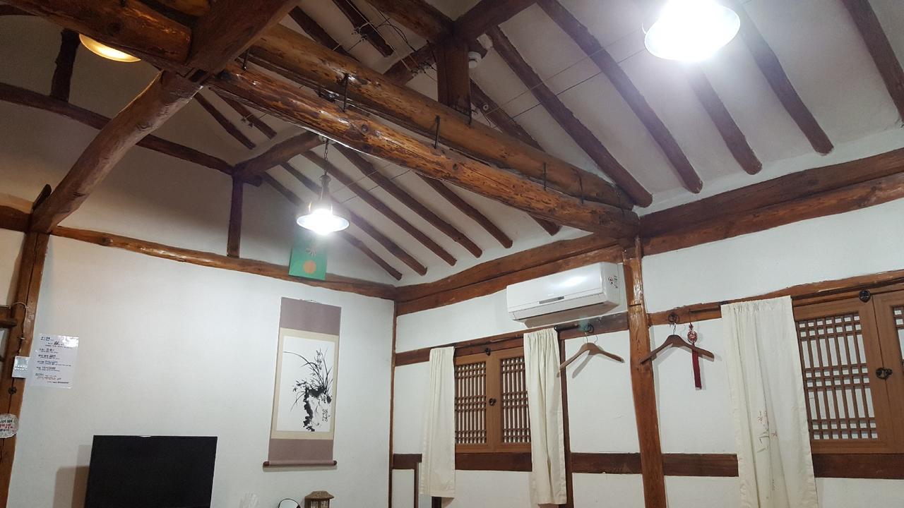 Inyeon Hanok Guesthouse Jeonju Luaran gambar