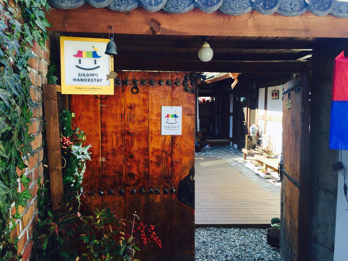 Inyeon Hanok Guesthouse Jeonju Luaran gambar