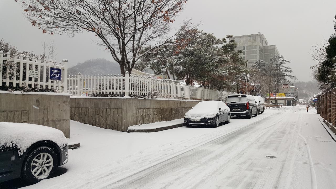 Inyeon Hanok Guesthouse Jeonju Luaran gambar